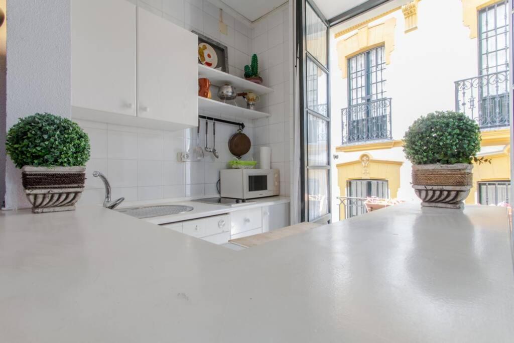 Ubicacion TOP Junto Catedral A Acond y WIFI Sevilla Exterior foto